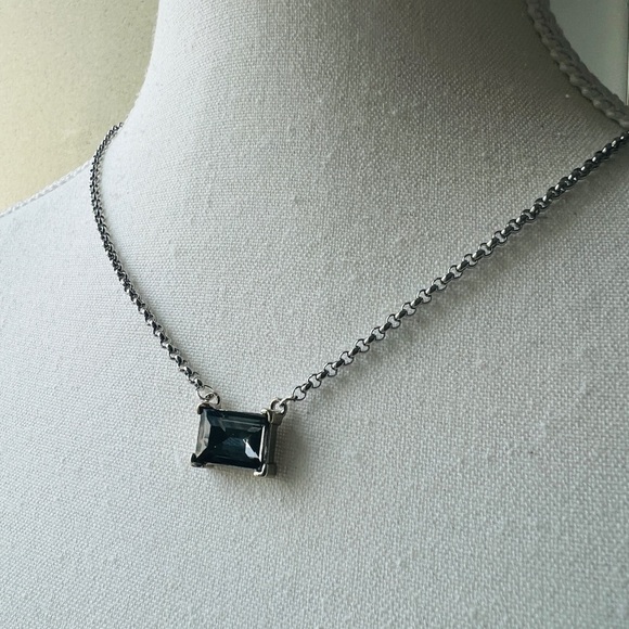 Silver Plated BVG Inspirito Chain with Black Diamond Glass Crystal Rectangle - Picture 2 of 7